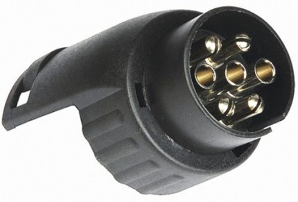 Carbest korte adapter 7-polige aanhangercontactdoos naar 13-polige stekker